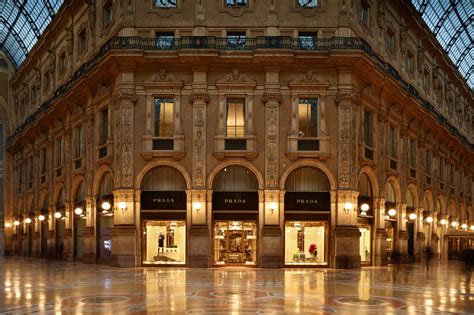 fondazione prada nuovo spazio|Fondazione Prada in Galleria Vittorio Emanuele con un nuovo .